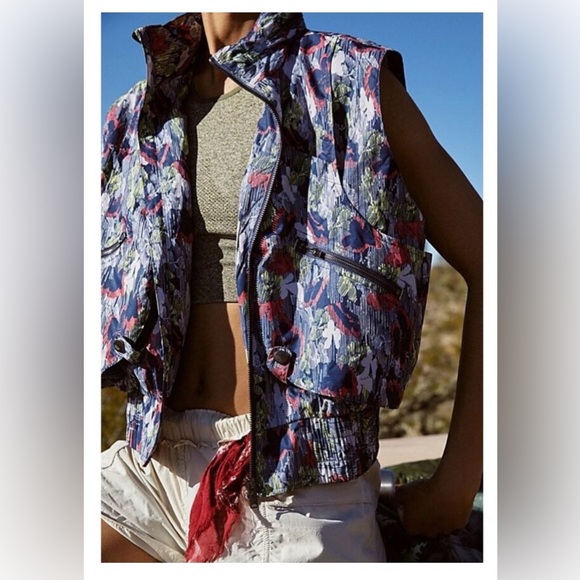 FP Movement by Free People Jackets & Blazers - NWT FP Movement Blue Supernova Floral Pippa Packable Hooded Lightweight Vest | S